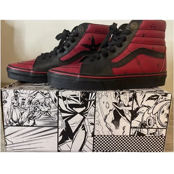 Vans Sk8-Hi (Marvel) DeadPool/Red/Black Sneakers, Men’s Size 7